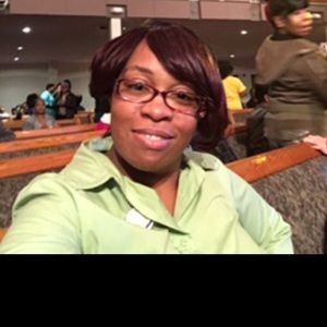 Meet your Posher, Angela